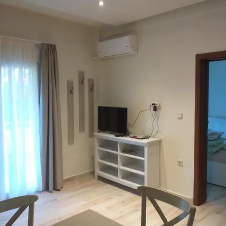 Laida بيت ضيافة Prínos