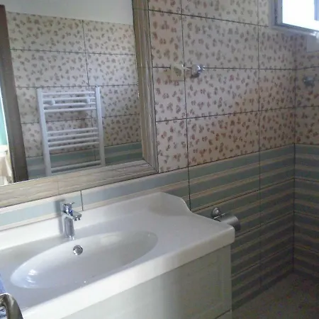 Laida Pensionat 3*