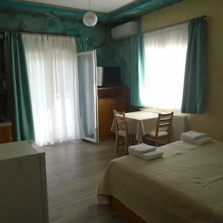 بيت ضيافة Laida Prínos