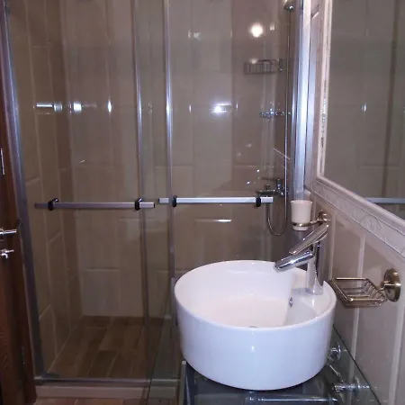 Laida بيت ضيافة Prínos