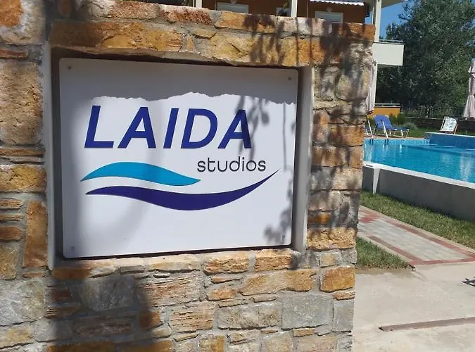 Laida 3*